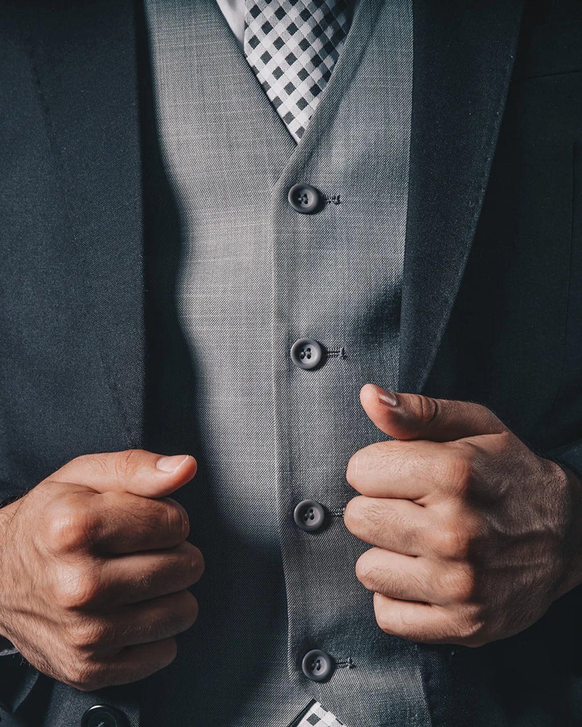 A stylist’s checklist before your next fitting